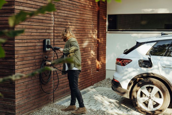 domowa stacja ładowania samochodów elektrycznych